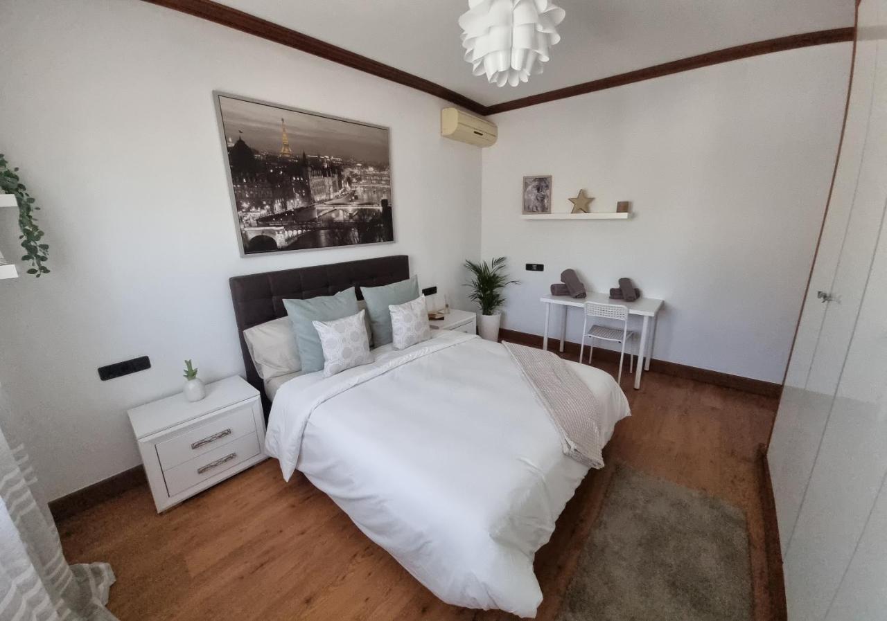 Villa Gaelca Арона Екстериор снимка