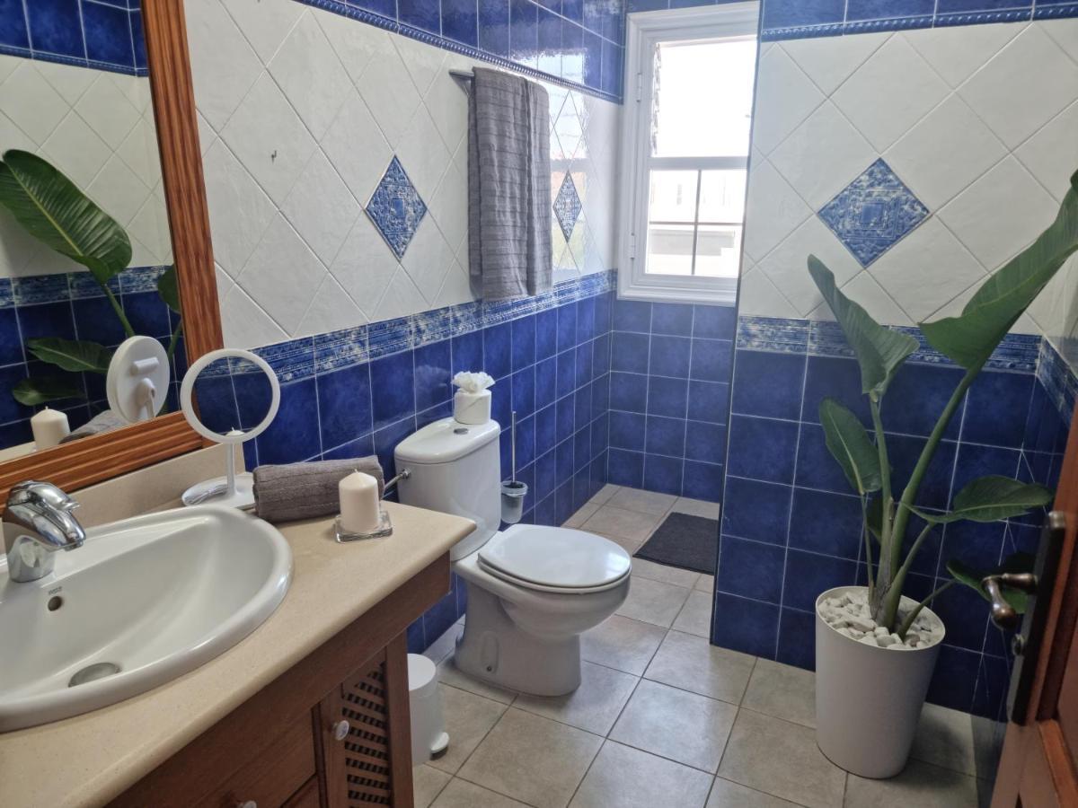 Villa Gaelca Арона Екстериор снимка