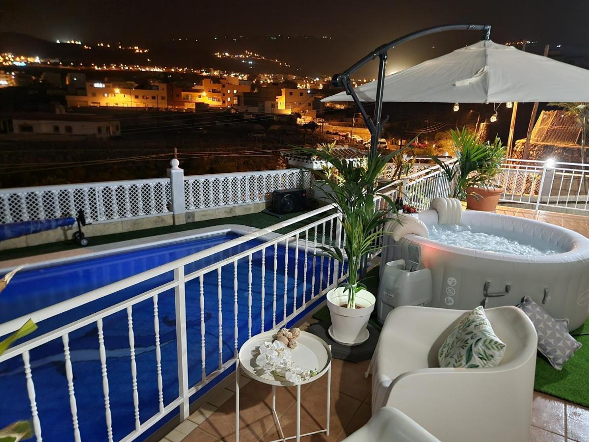 Villa Gaelca Арона Екстериор снимка
